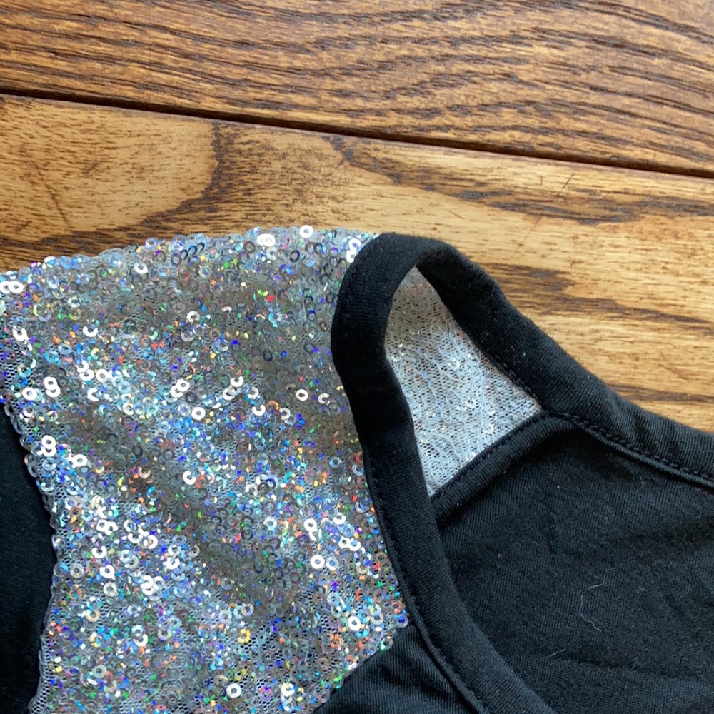 Victoria’s Secret pink M black sequins - Picture 4 of 4